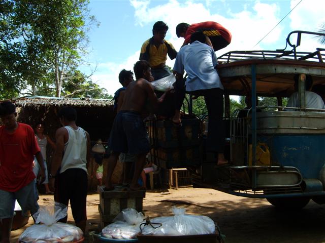 loading jeepney